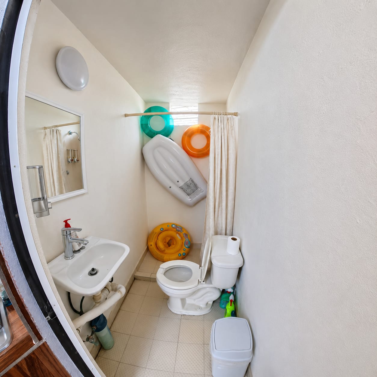 Baño junto a la alberca